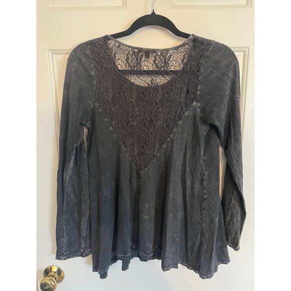 Basil Heart Lola Womens Medium Blouse 100% Cotton Gray Lace Design Long Sleeve - Picture 2 of 9